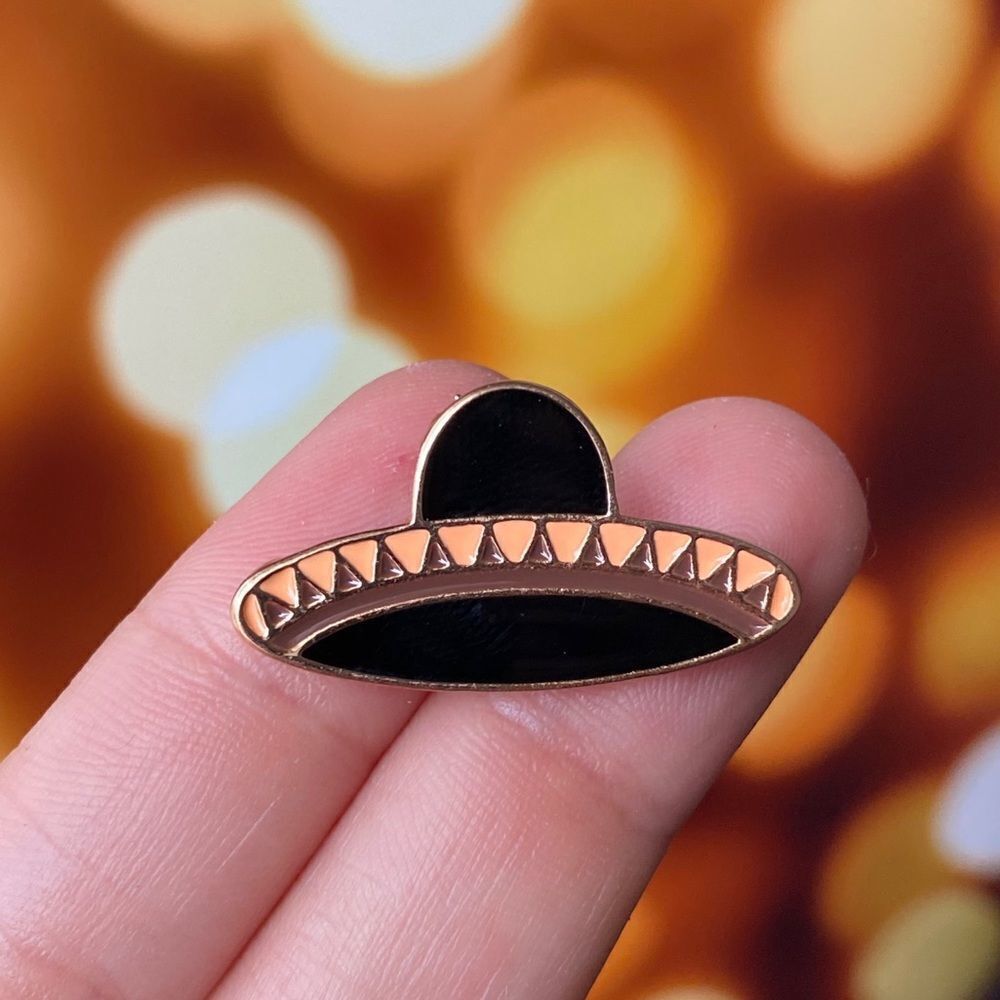 Mexican Sombrero Enamel Pin / Brooch Lapel